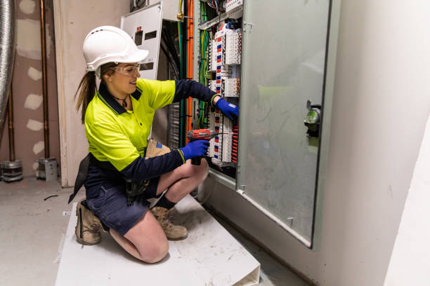 Best Local Electrician Companies  in Port Edwards, WI